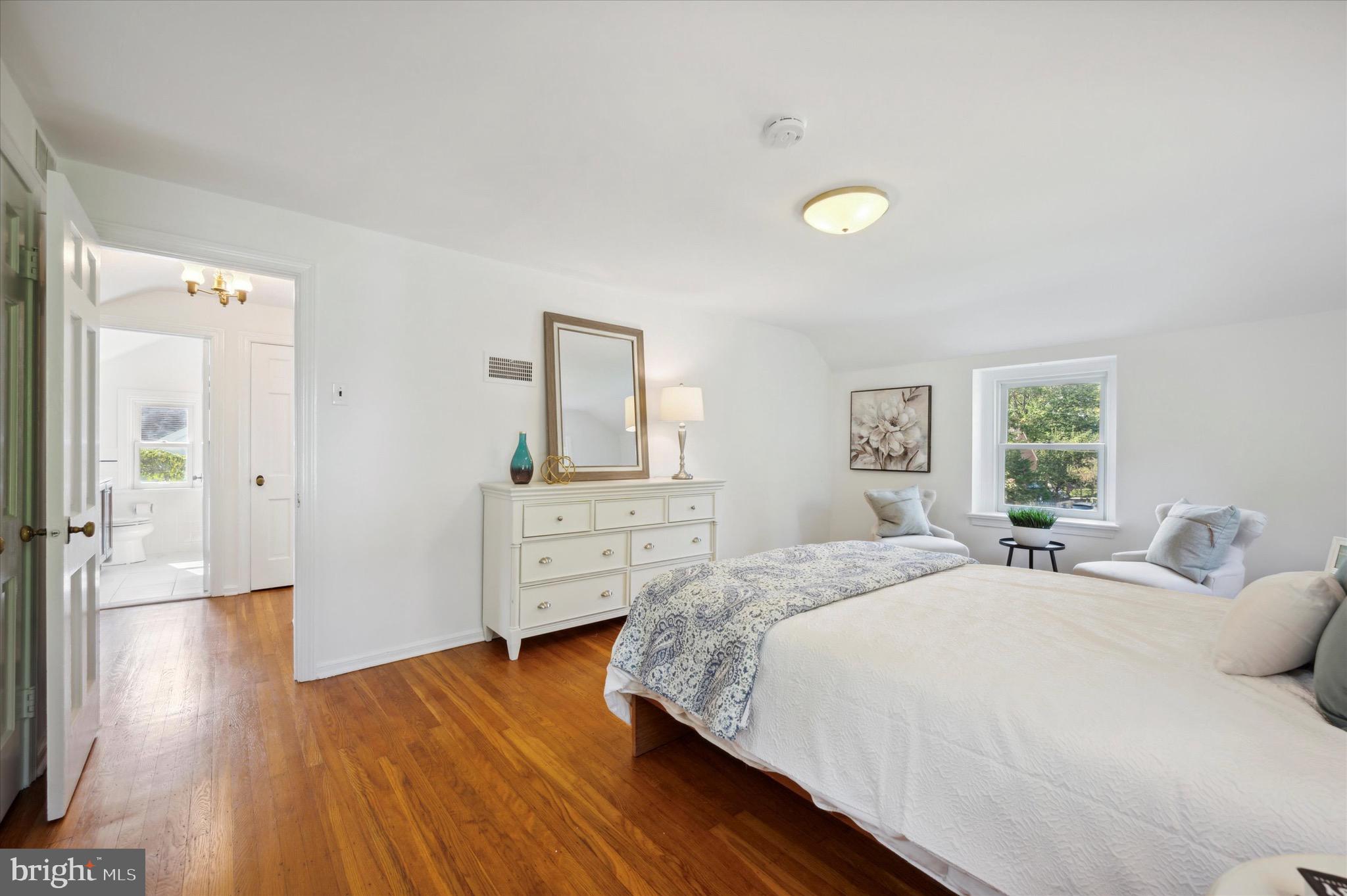 5 Black Friar Rd