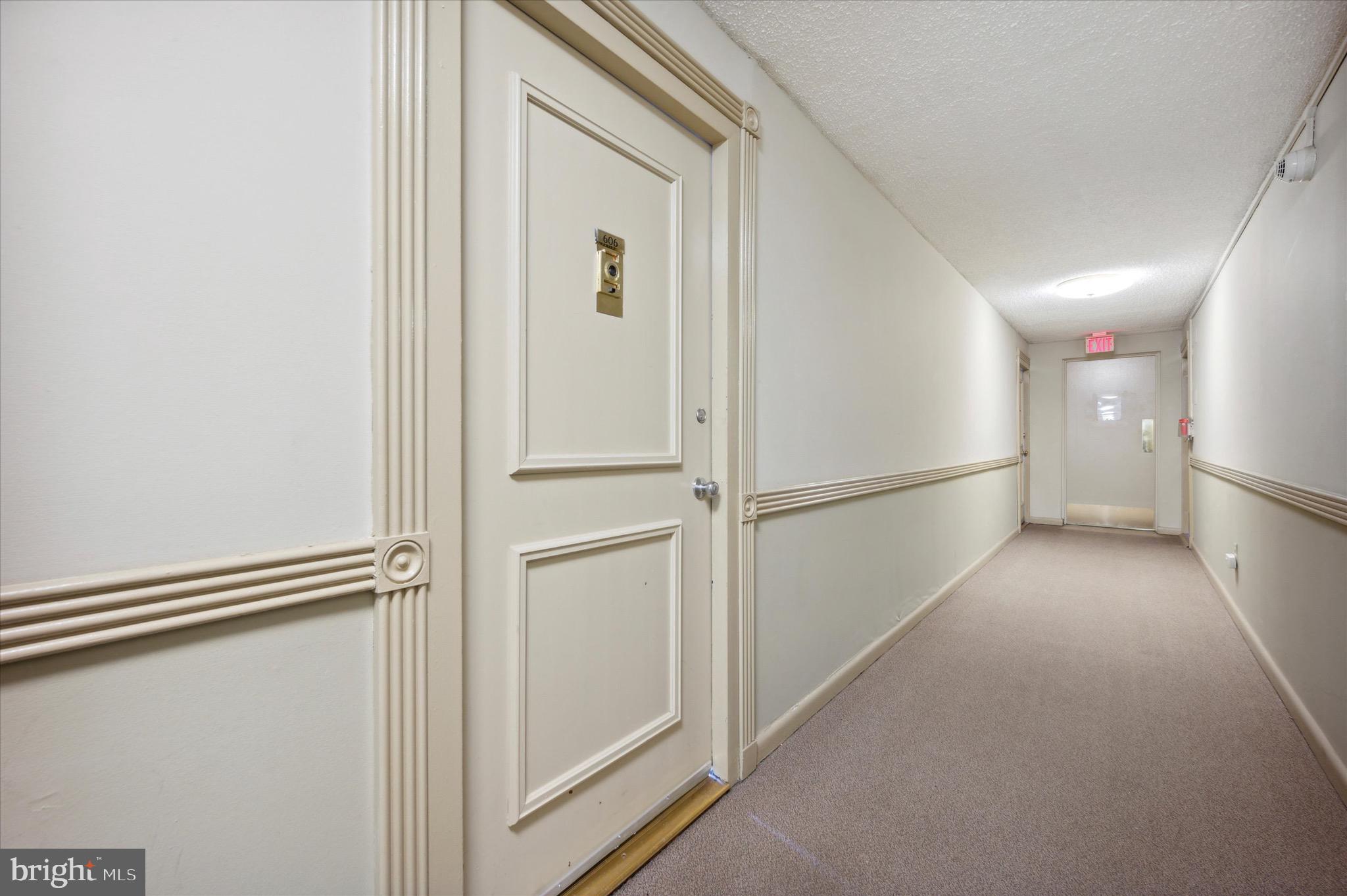 1030 E Lancaster Ave #606