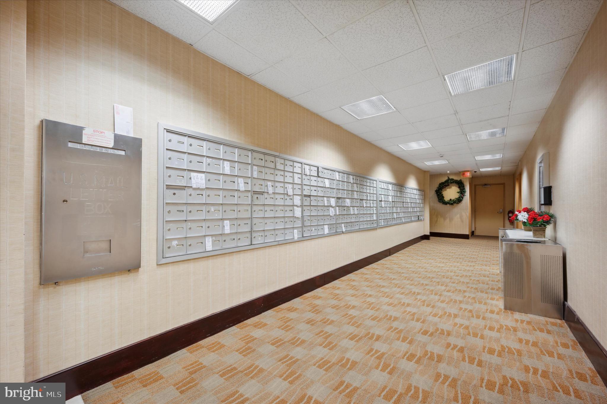 1030 E Lancaster Ave #606