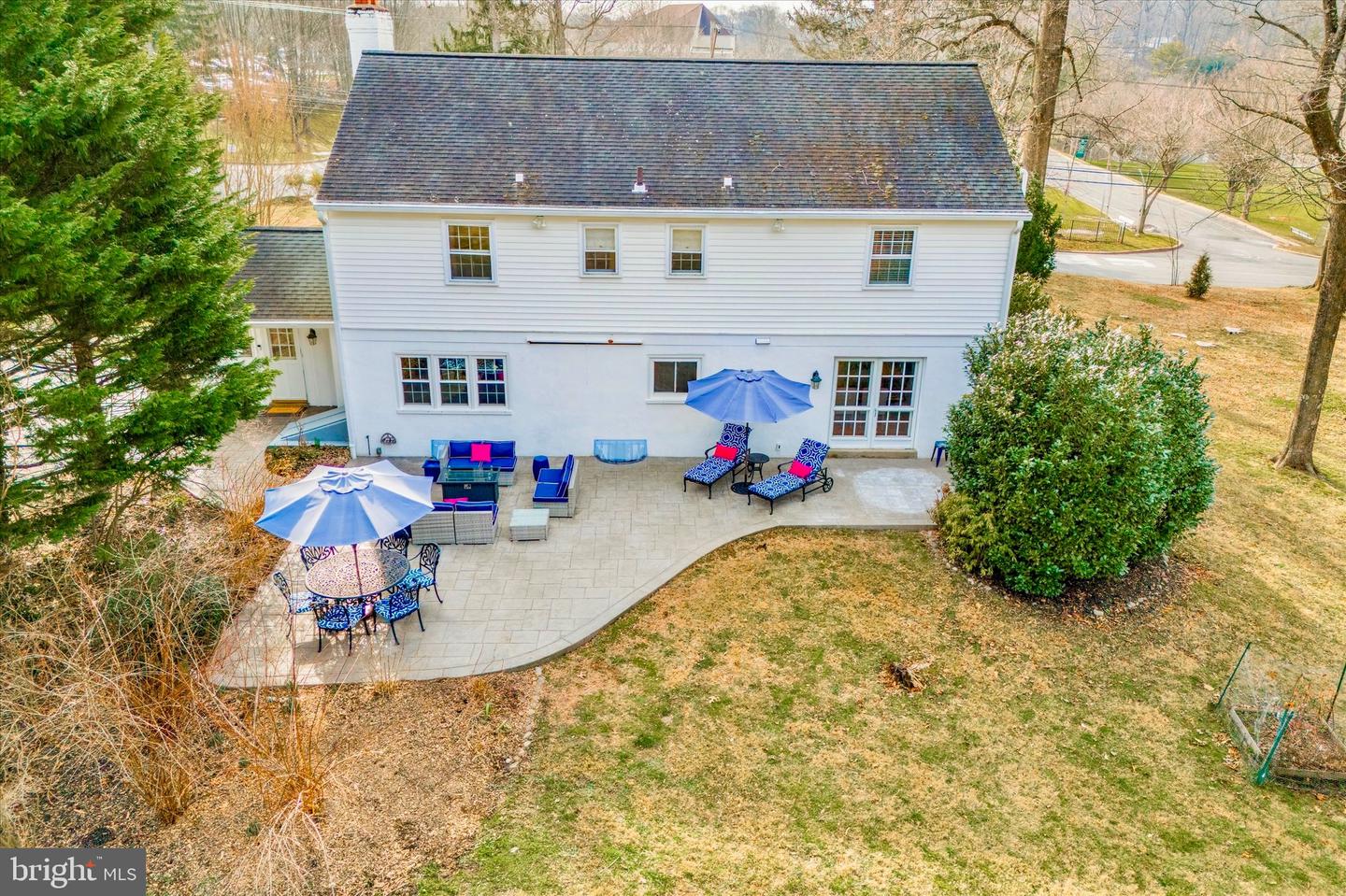 805 Malin Rd