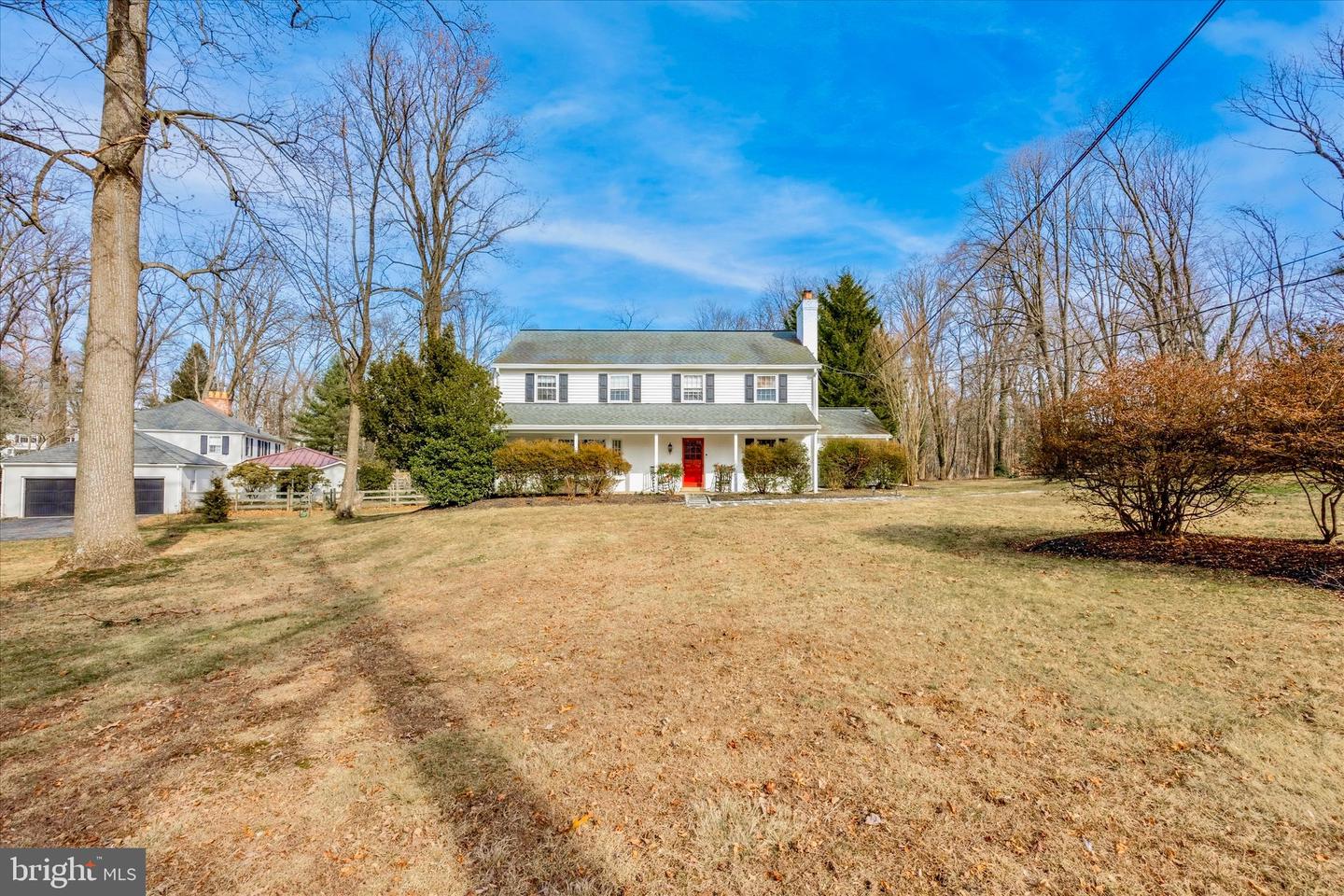 805 Malin Rd