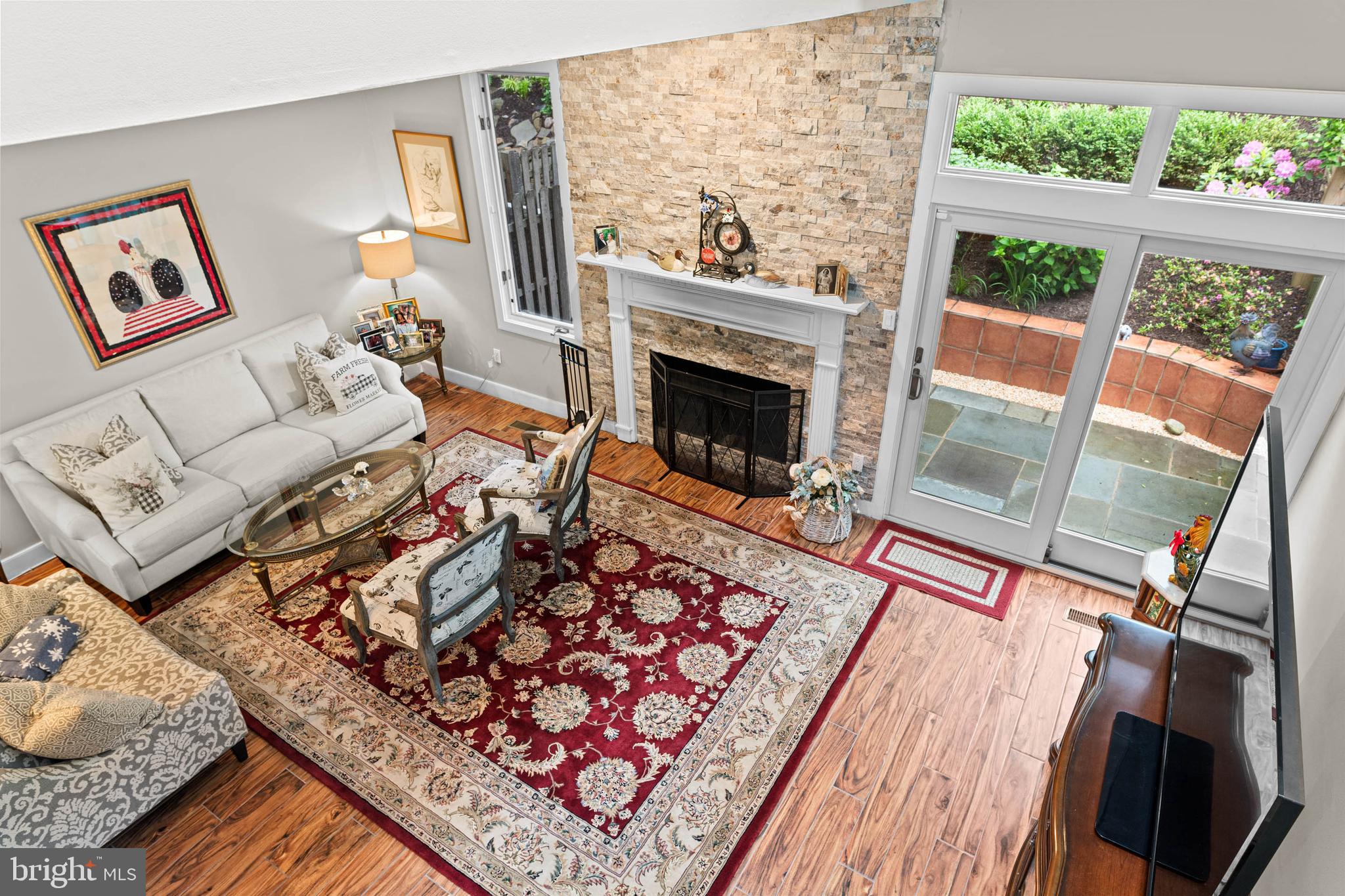 24 Greythorne Woods Cir