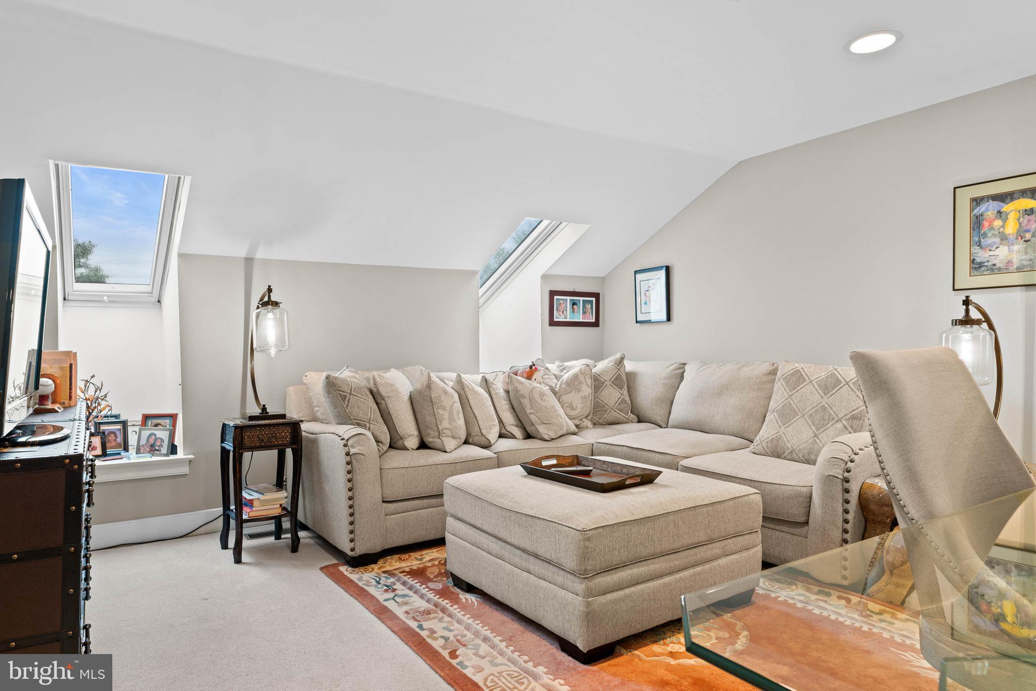 24 Greythorne Woods Cir