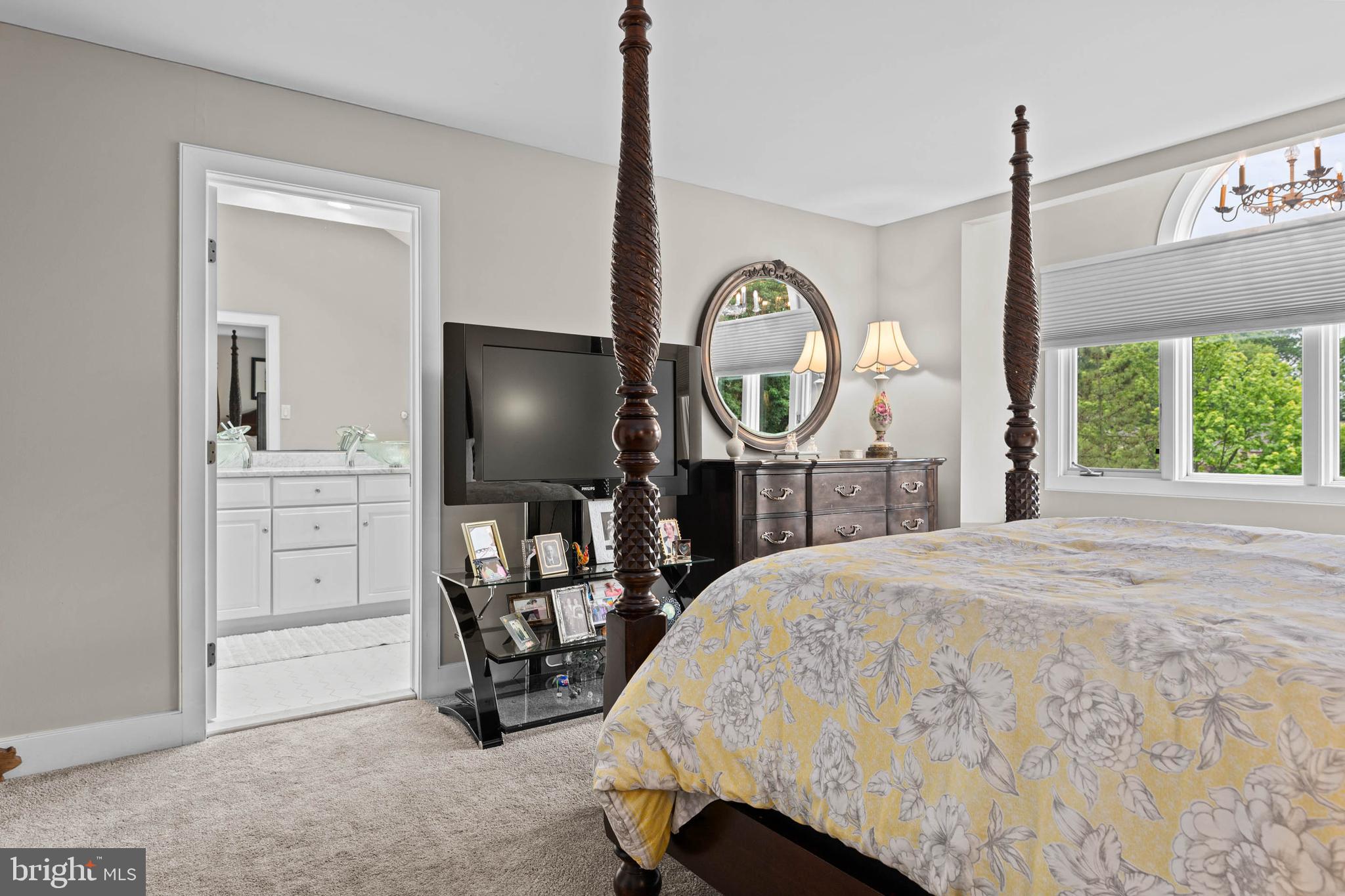 24 Greythorne Woods Cir