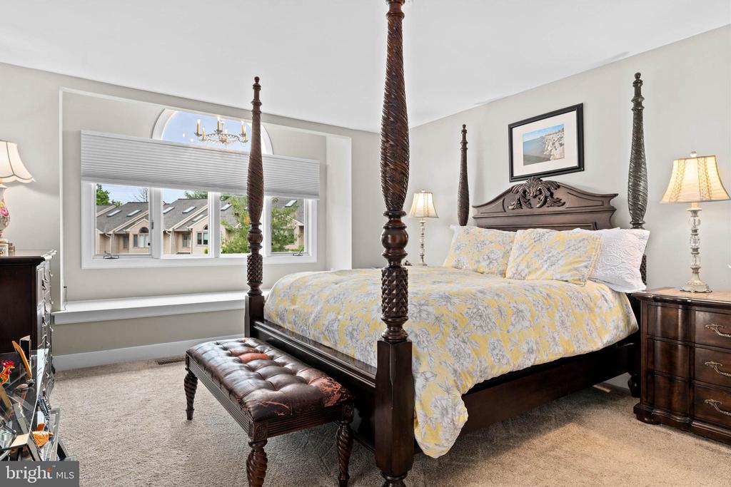 24 Greythorne Woods Cir