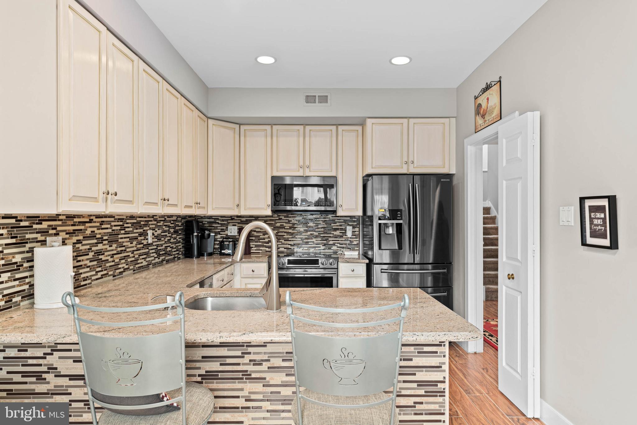 24 Greythorne Woods Cir