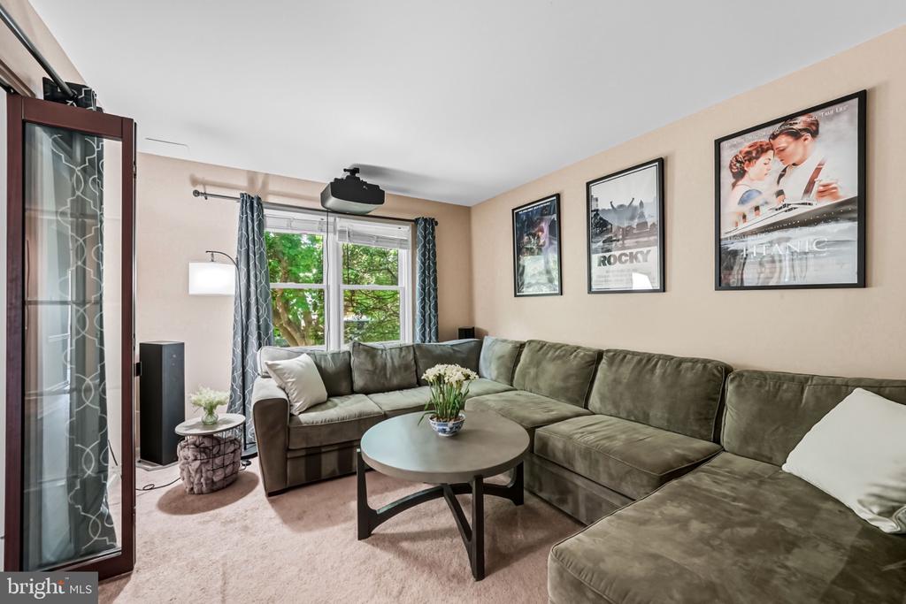2433 AVON ROAD