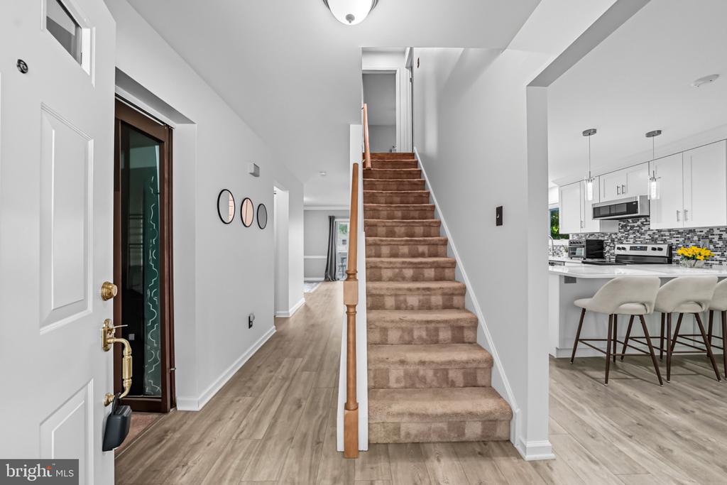 2433 AVON ROAD