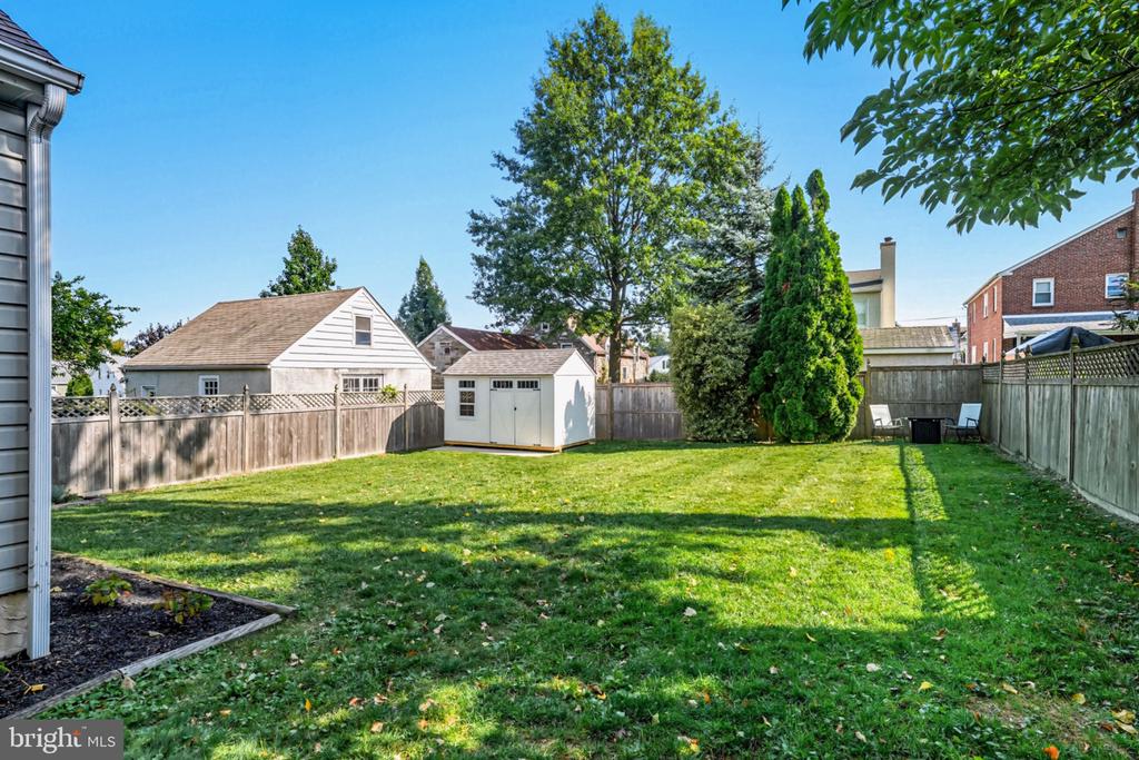 2433 AVON ROAD