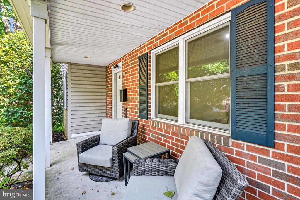 2433 AVON ROAD