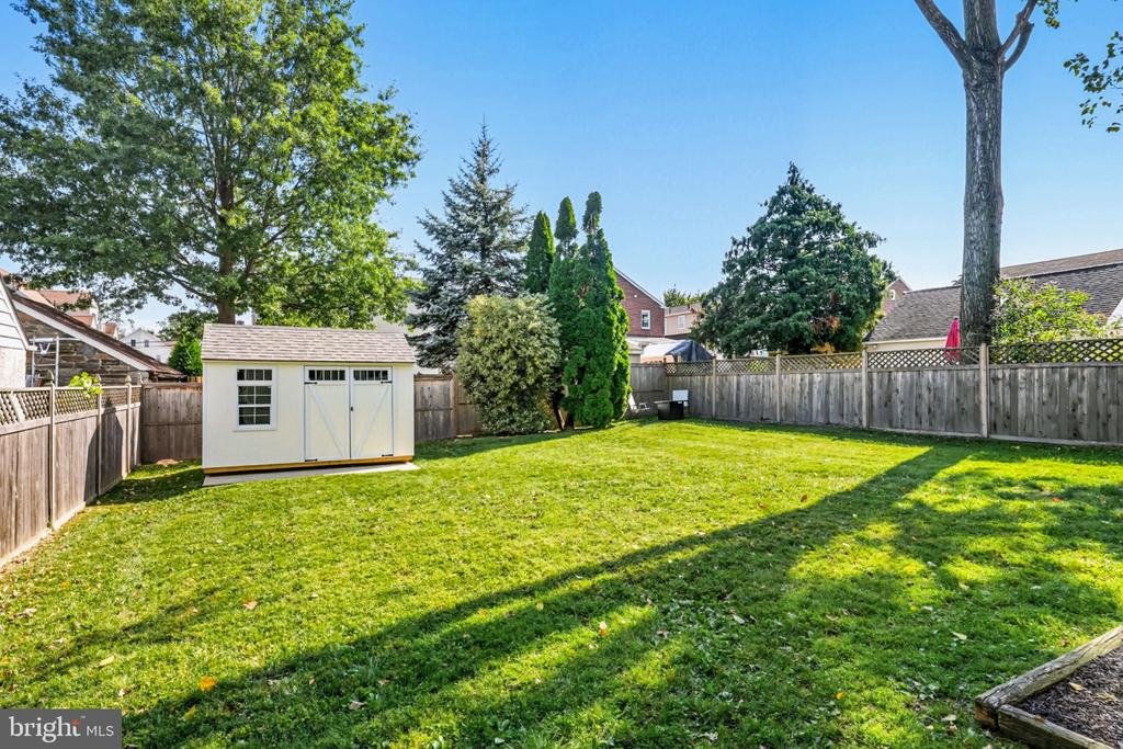 2433 AVON ROAD