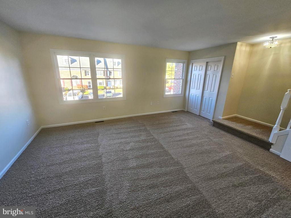 214 Militia Ct #31