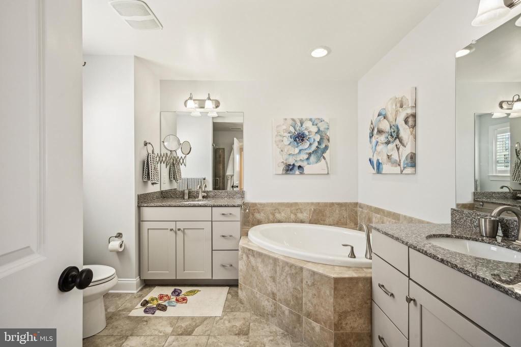 11 S Wyoming Ave #5