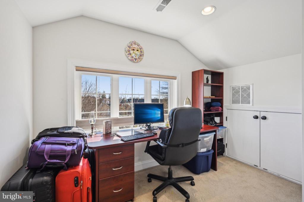 11 S Wyoming Ave #5