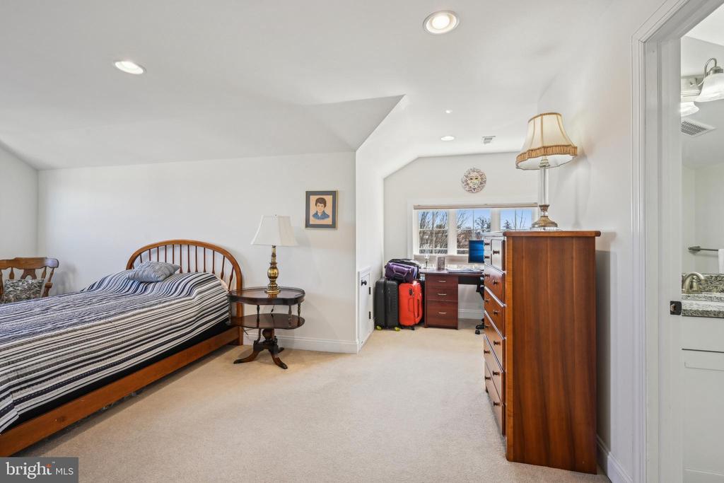 11 S Wyoming Ave #5