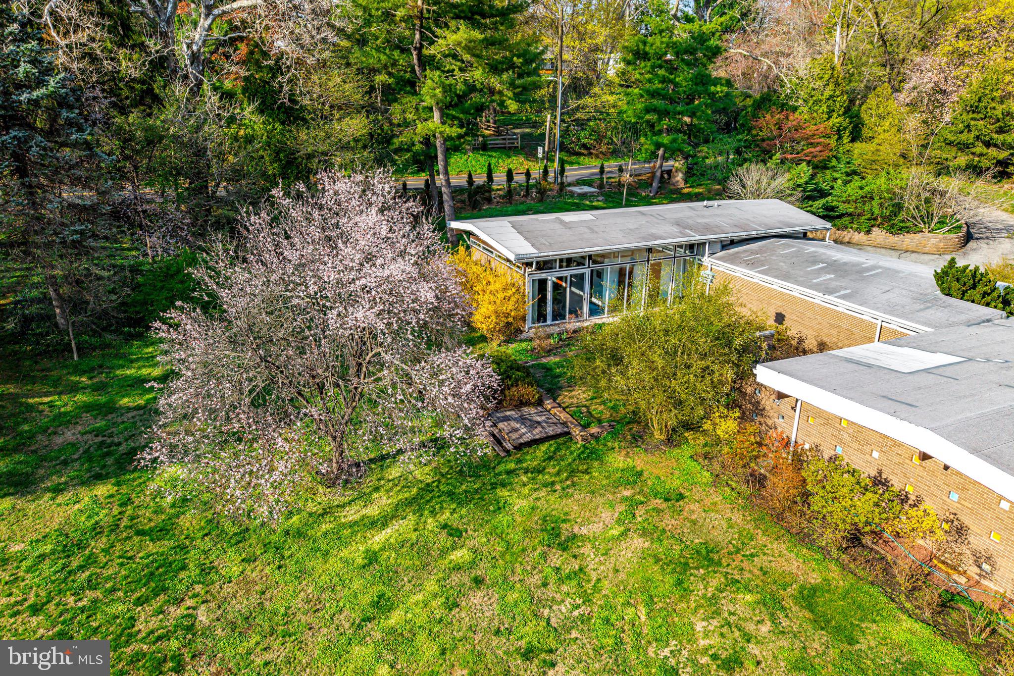 708 Righters Mill Rd