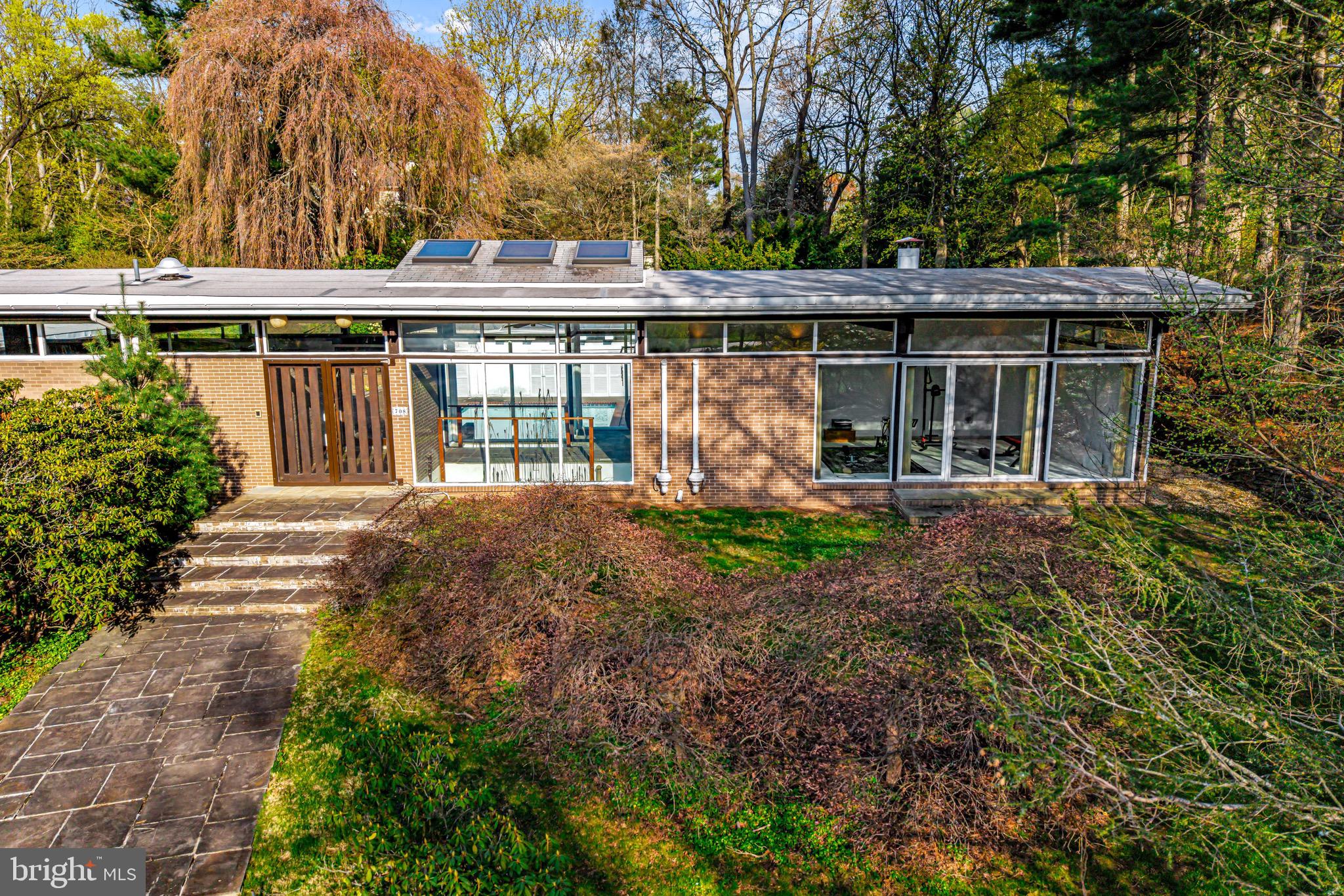 708 Righters Mill Rd