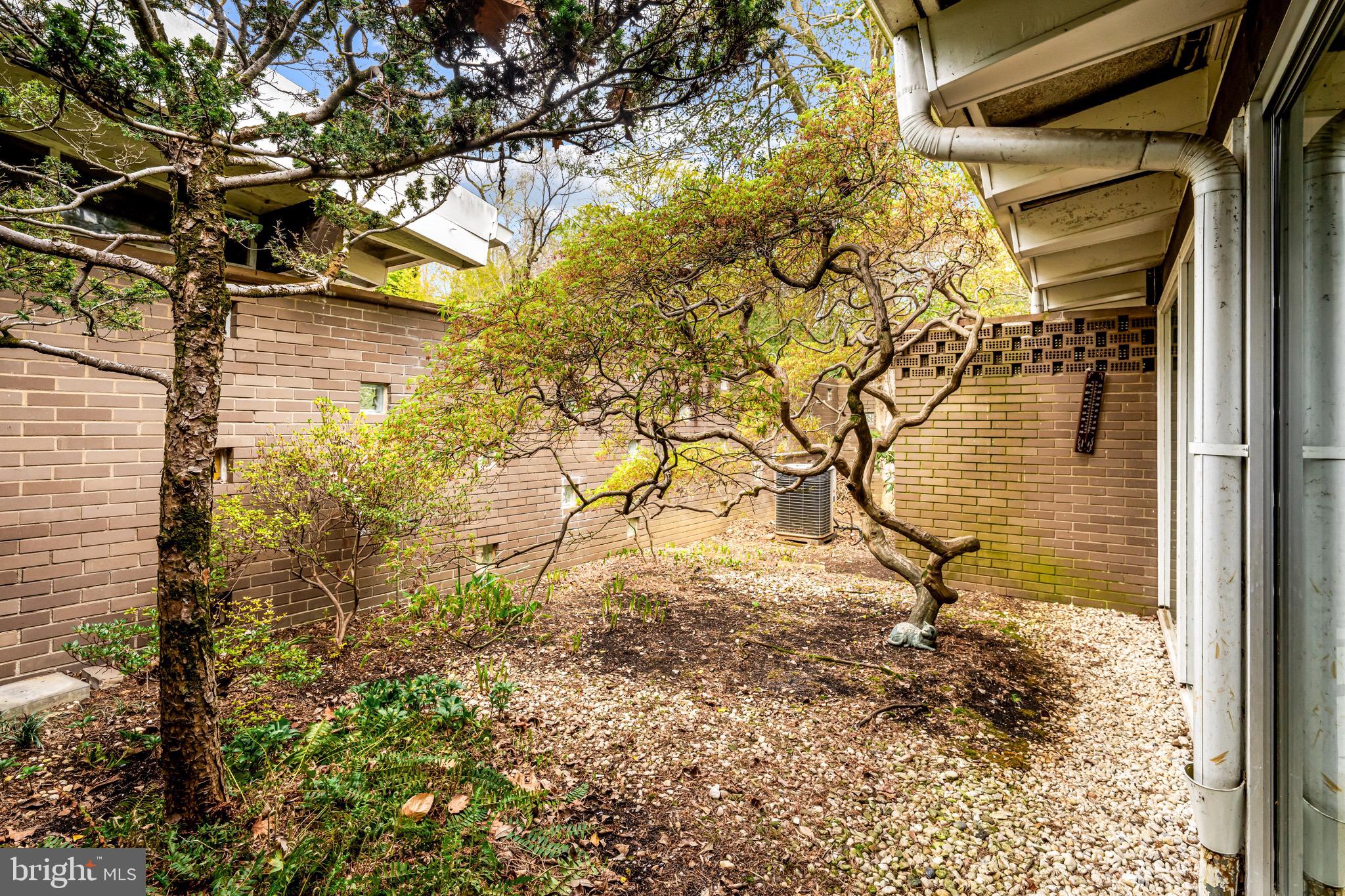 708 Righters Mill Rd