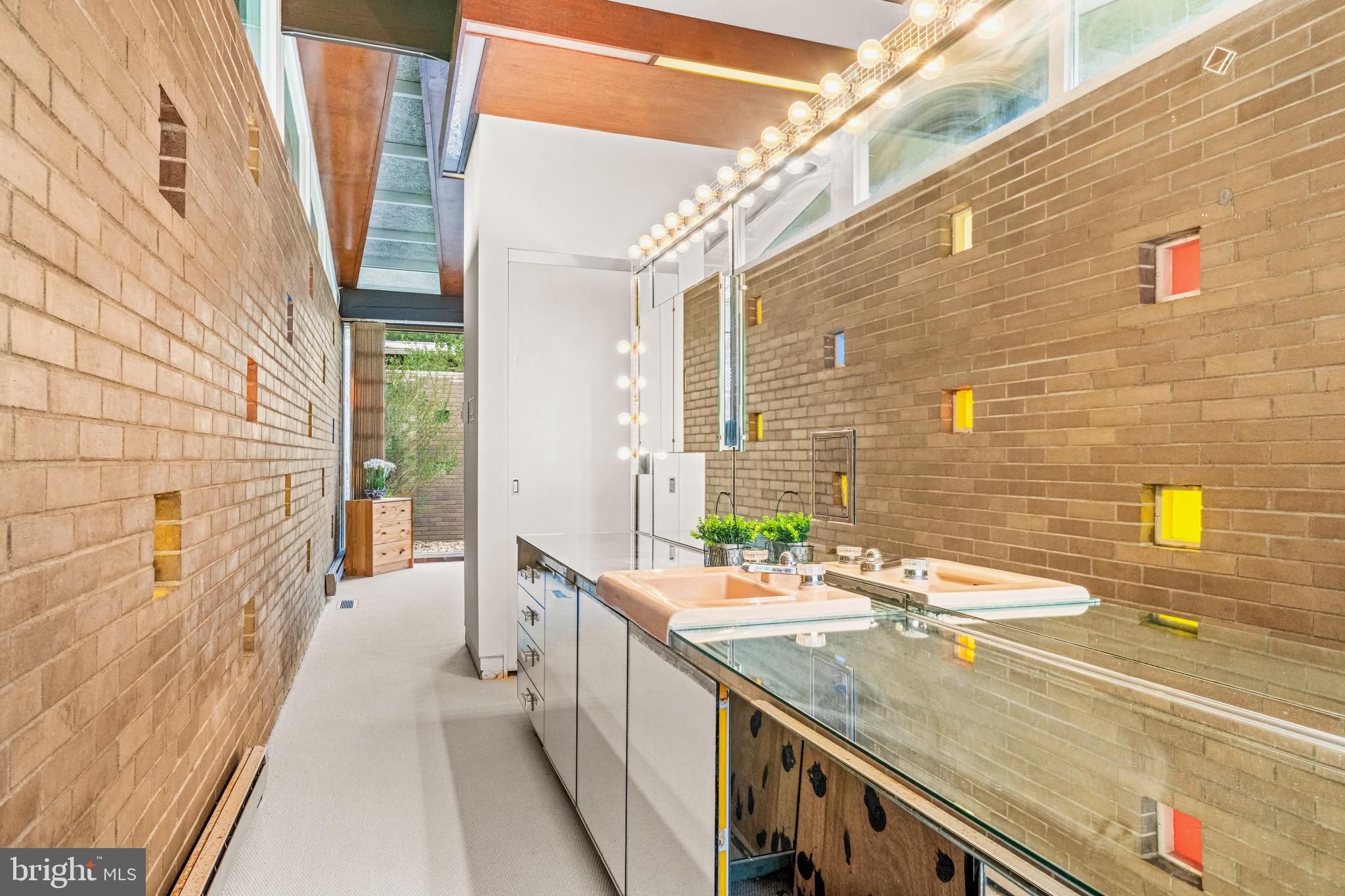 708 Righters Mill Rd