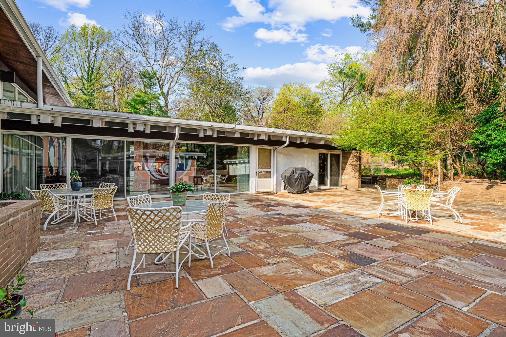 708 Righters Mill Rd