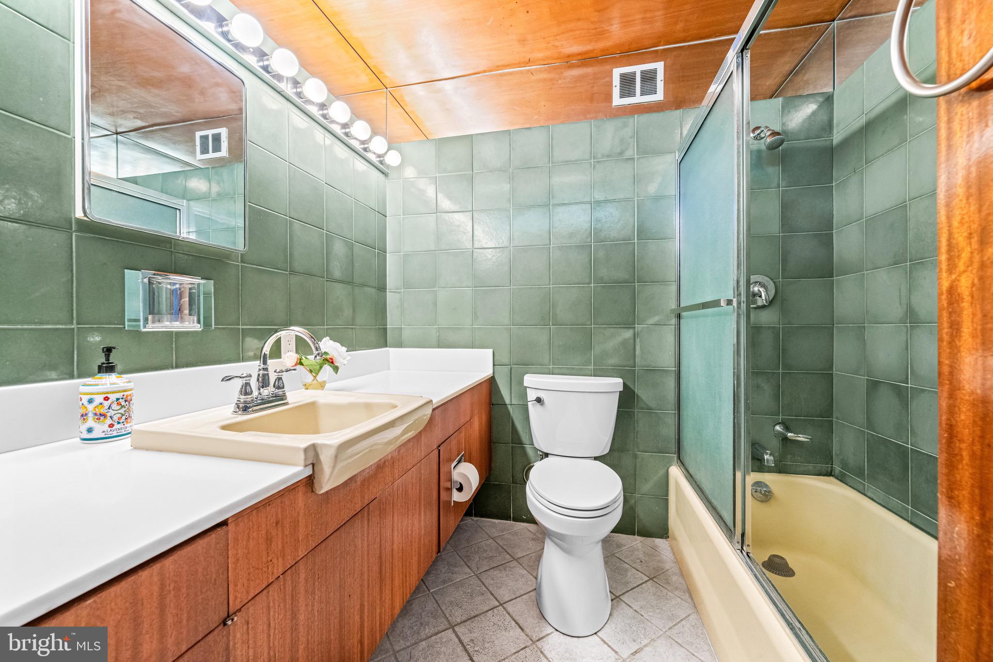 708 Righters Mill Rd