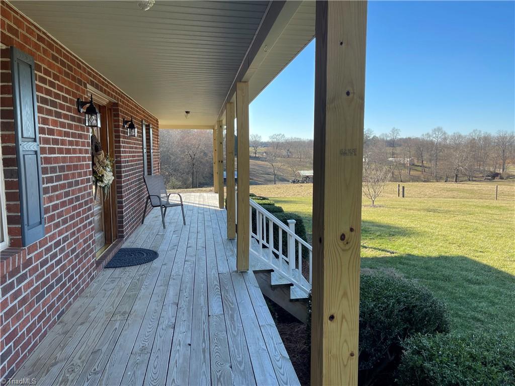 1732 Cedar Forest Road