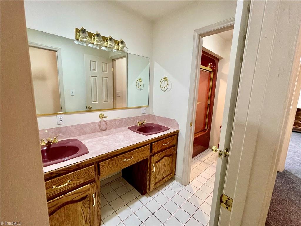 1732 Cedar Forest Road