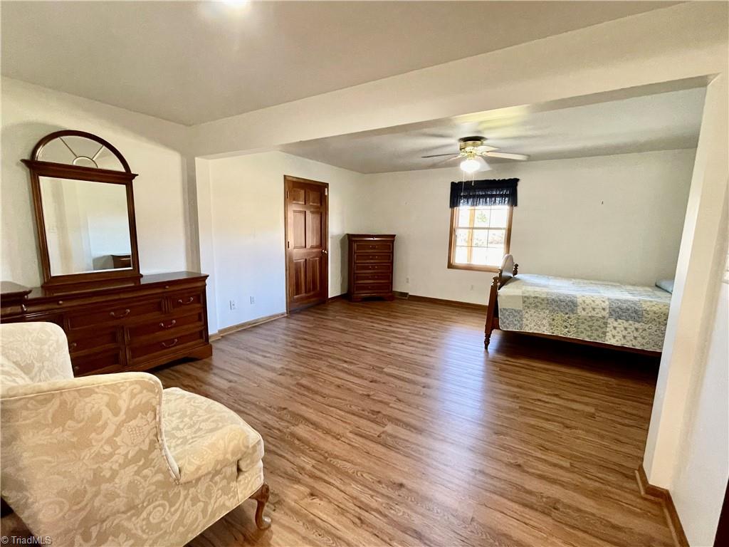 1732 Cedar Forest Road