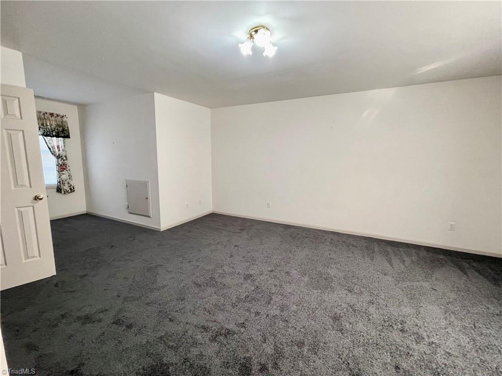 1732 Cedar Forest Road
