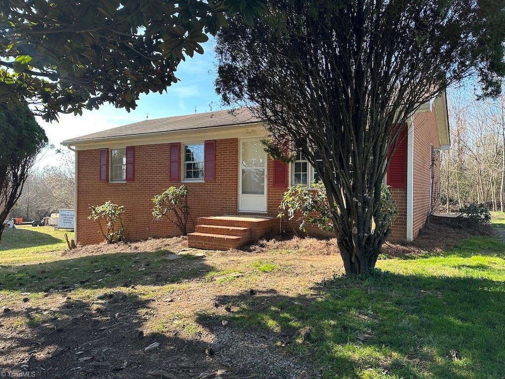 136 Shamrock Avenue