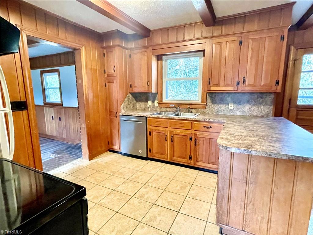 153 Edgewood Drive