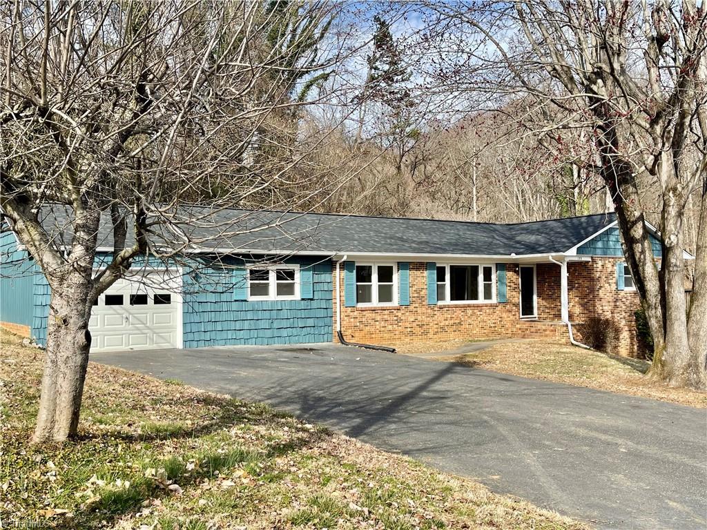 153 Edgewood Drive
