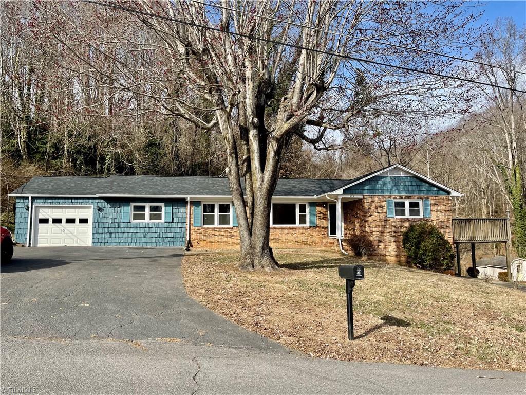 153 Edgewood Drive