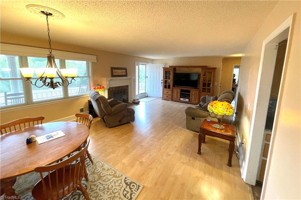 120 Skyline Drive