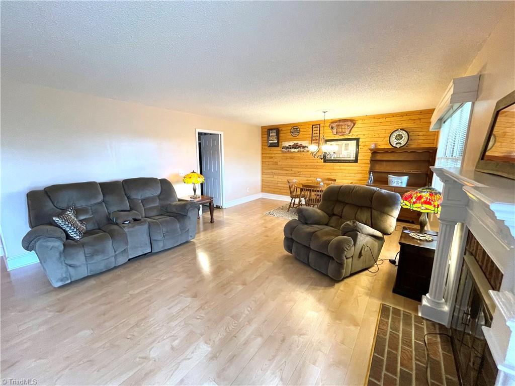 120 Skyline Drive