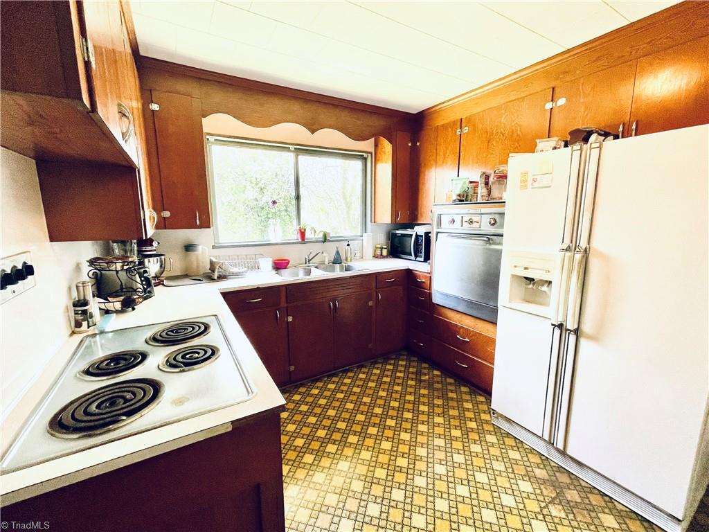 133 Klondike Road
