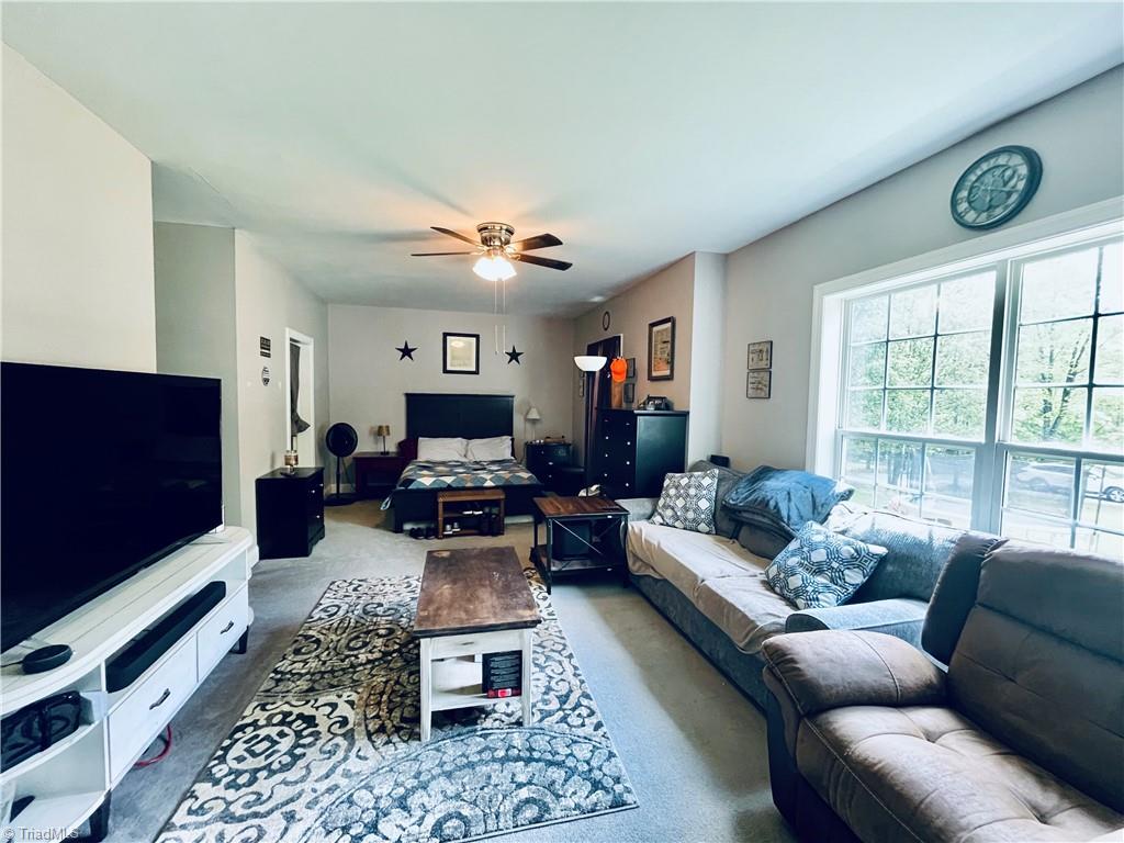 207 Goodwin Circle