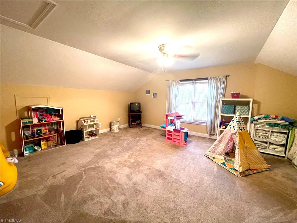 207 Goodwin Circle