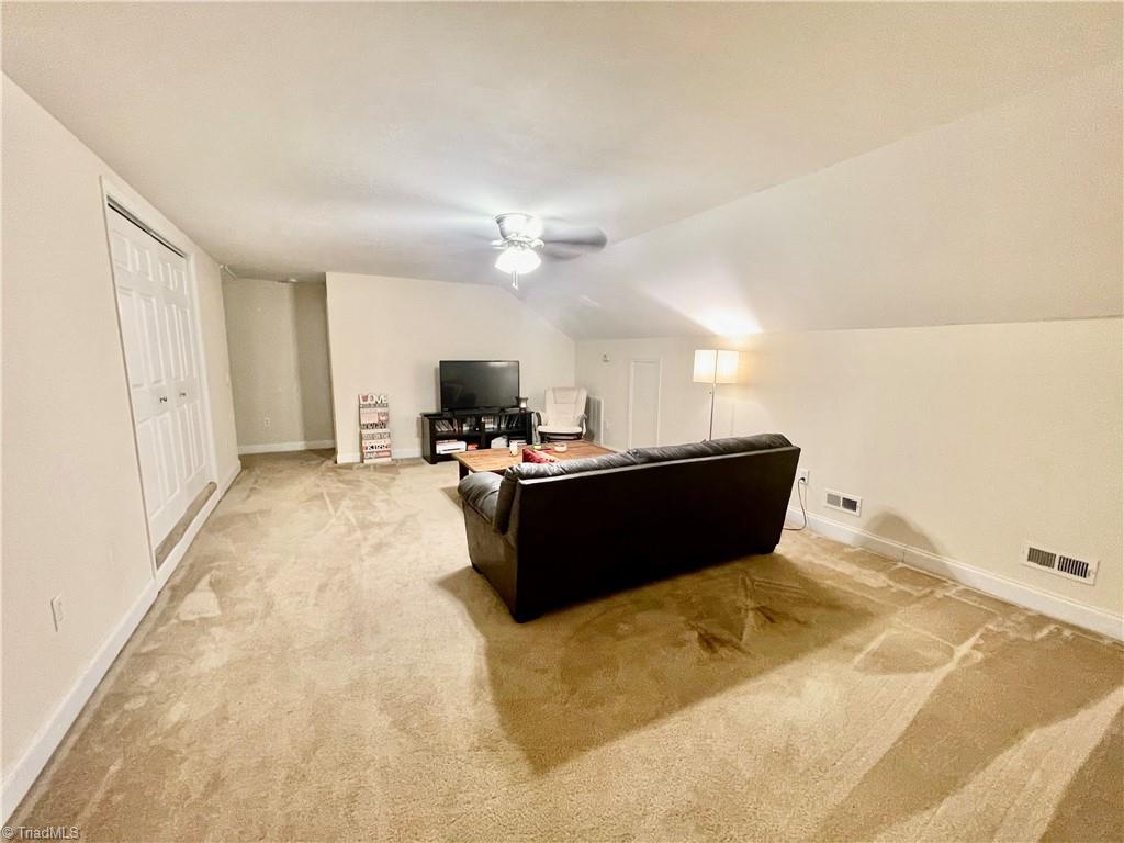 207 Goodwin Circle