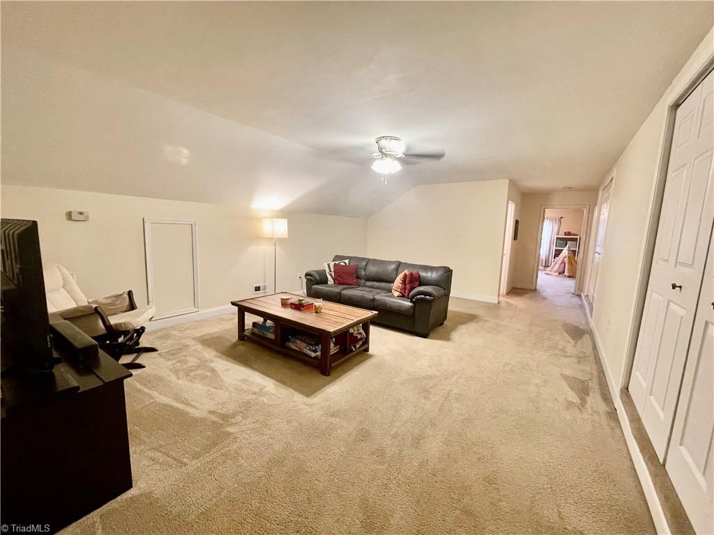 207 Goodwin Circle
