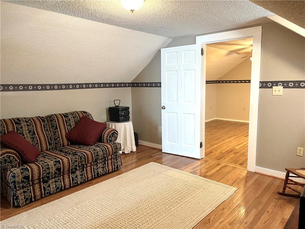 6304 US Highway 21