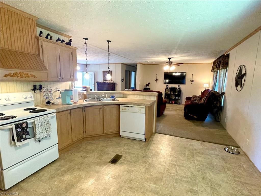 232 Brewer Road