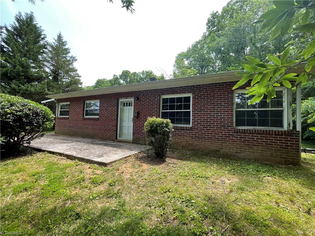112 Hardy Street