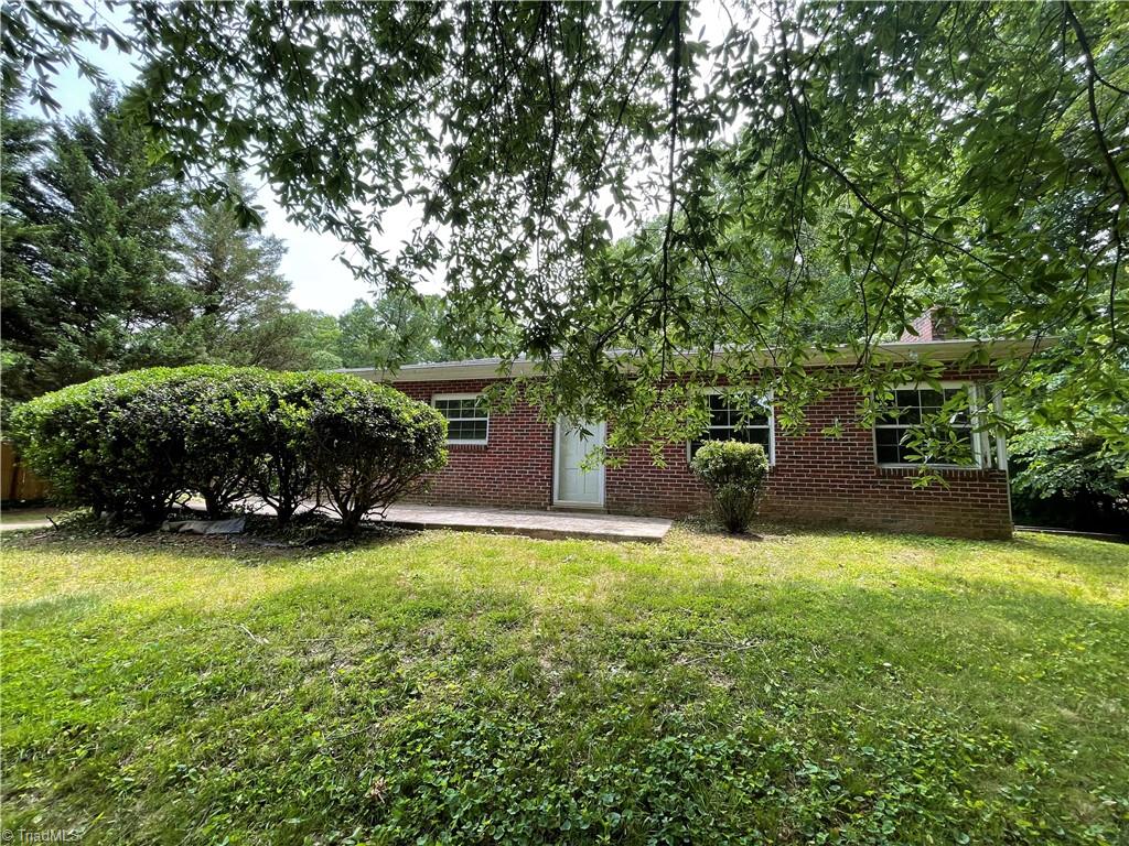 112 Hardy Street