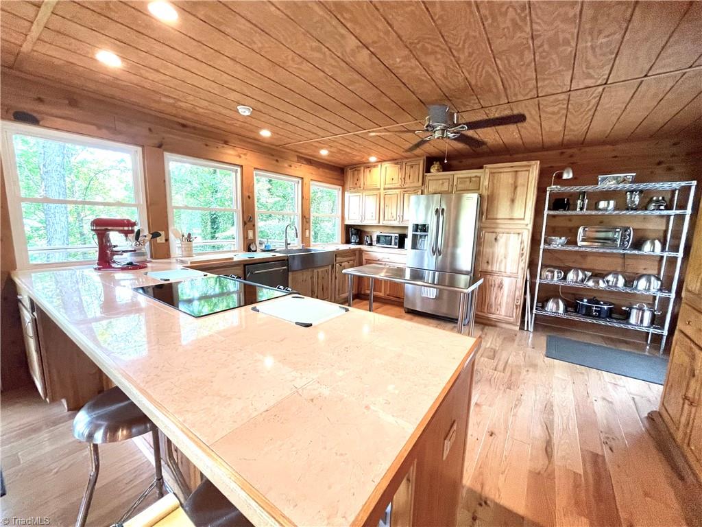 4681 Rockford Road