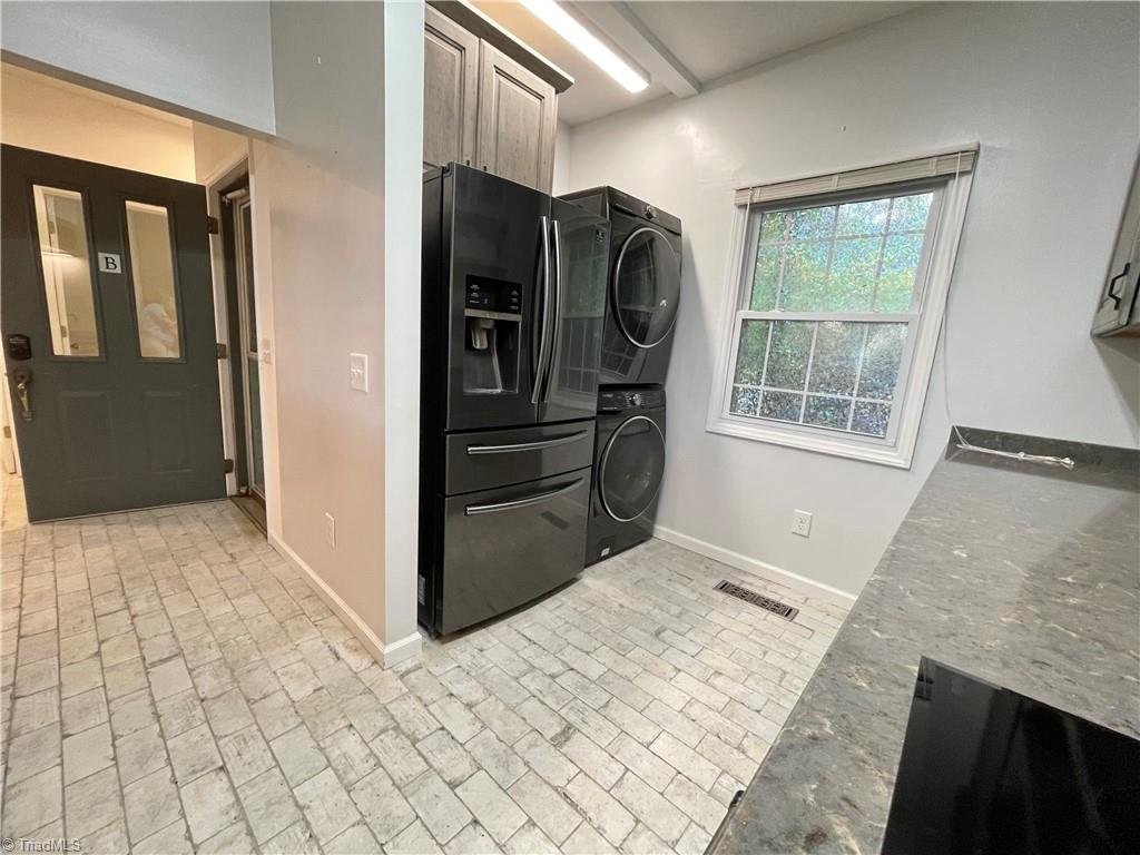 267 Laurel Lane # B