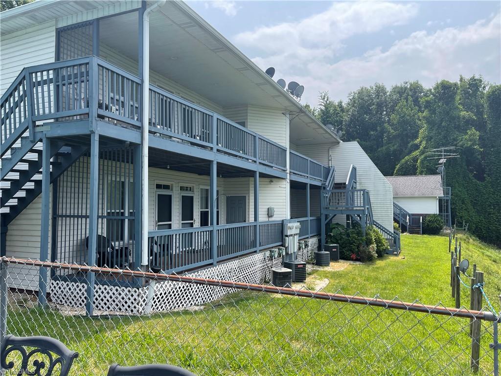 267 Laurel Lane # B