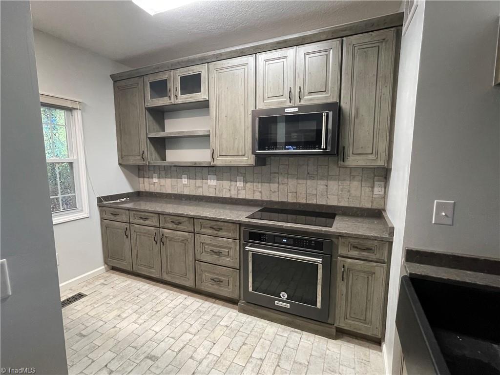 267 Laurel Lane # B
