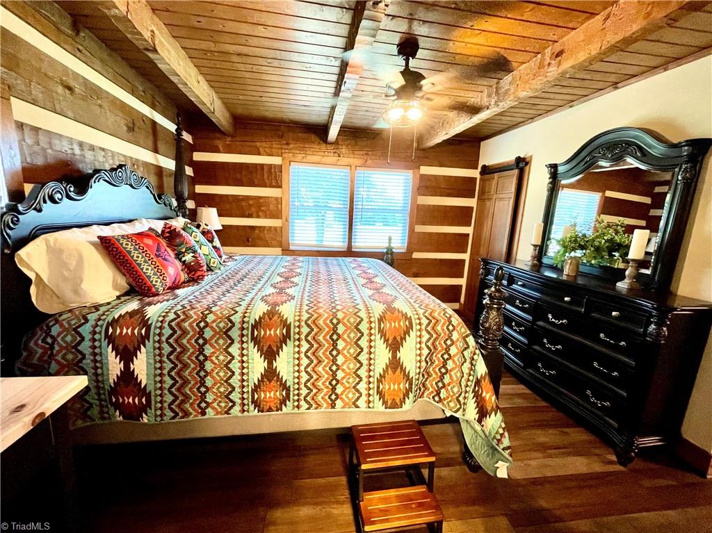 6004 Pea Ridge Pass