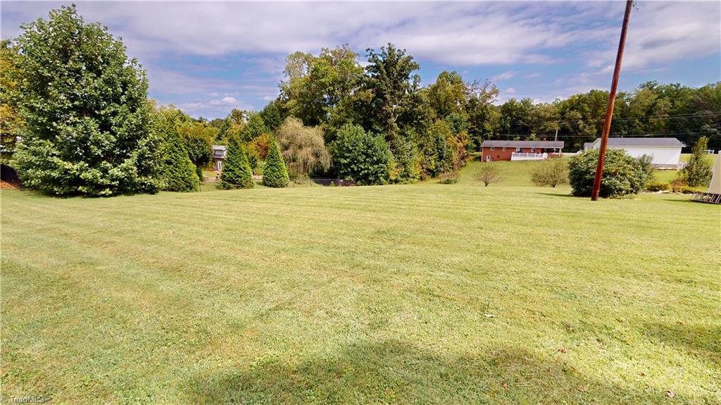 292 Forest Knoll Drive